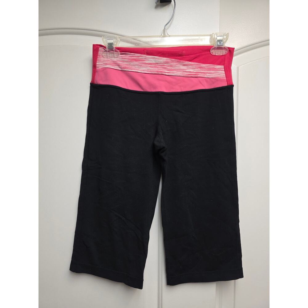 Lululemon Pink and Black Capris size 6